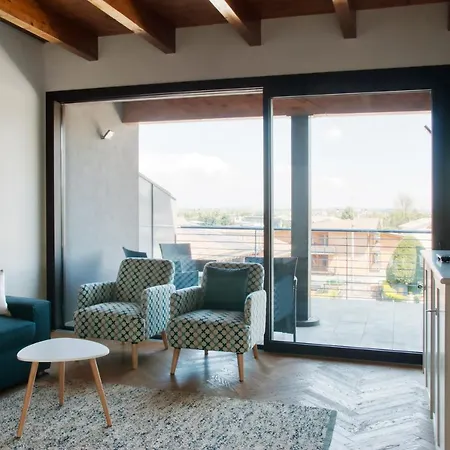 Apartment Mincio - Residenza Puoti Peschiera del Garda